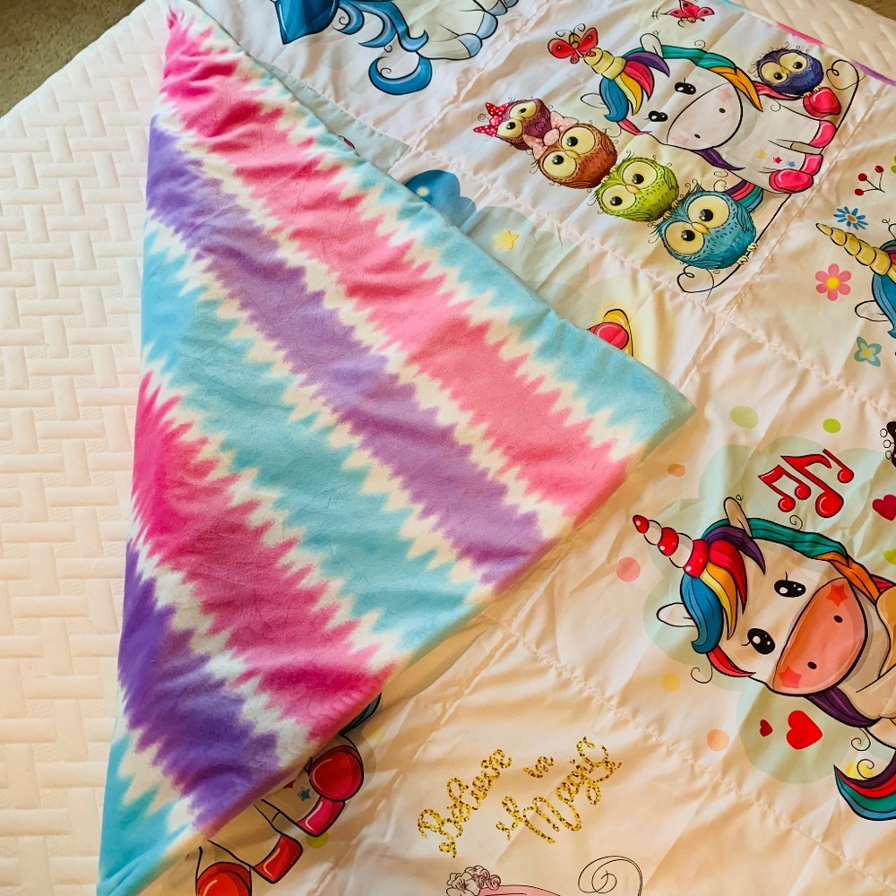 UNICORN BLANKET